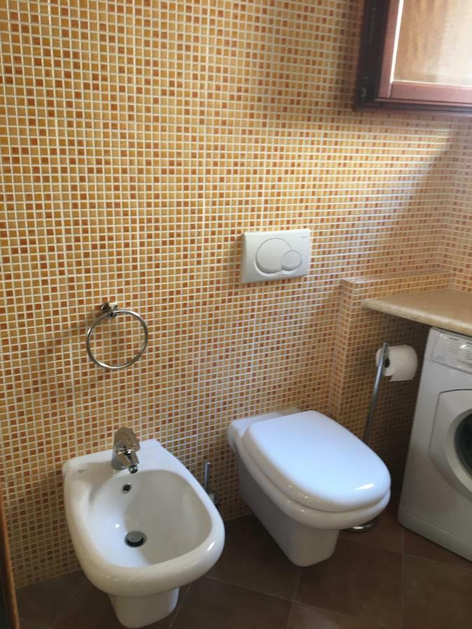 Residenza Rosmarini Apartment Палау Екстериор снимка